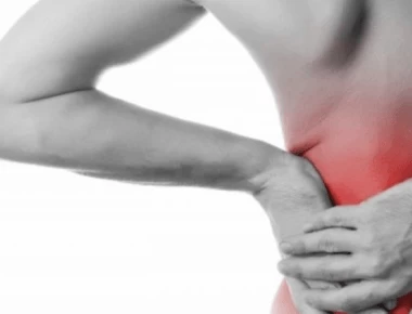 Πότε ένας πόνος στα νεφρά είναι σημάδι σοβαρής κατάστασης – Προσοχή